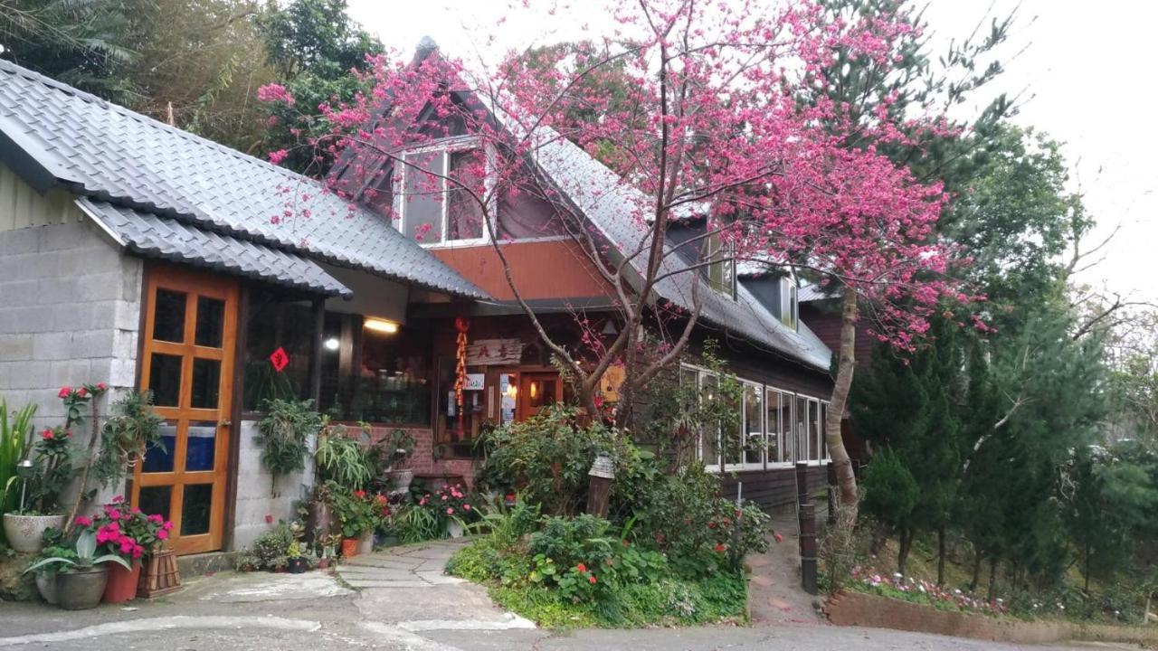 Ruyi Yuan Homestay 通霄鎮 エクステリア 写真